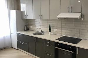 квартира по адресу Луговская ул., 248