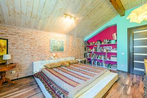 будинок за адресою с. Плюти, Київська вул.