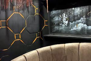 комерційна за адресою Саксаганського вул., 55