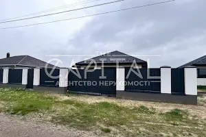 будинок за адресою Вишнева