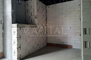 комерційна за адресою Салютна вул., 2к6