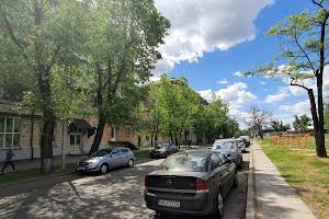 комерційна за адресою Гетьмана Павла Полуботка вул. (Попудренка), 26