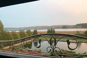 будинок за адресою с. Хлепча, Батюка