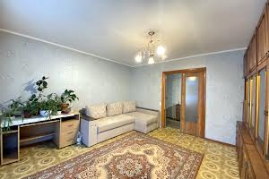 квартира по адресу Квартальна ул. (Гладкова), 33