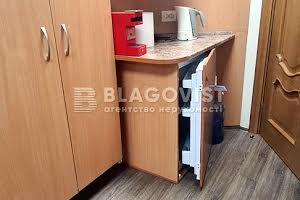 комерційна за адресою Хрещатик вул., 10-Б