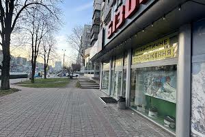 комерційна за адресою Берестейський просп. (Перемоги), 18