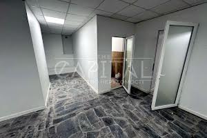 комерційна за адресою Ярославська вул., 39
