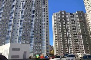 комерційна за адресою Ревуцького вул., 54-Б