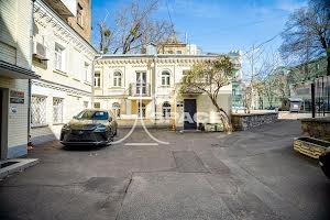 комерційна за адресою Івана Франка вул., 29