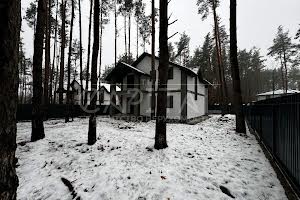 будинок за адресою Весняна вул. (Першотравнева)