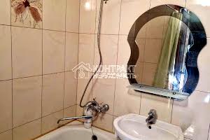 квартира за адресою Ахсарова вул., 18