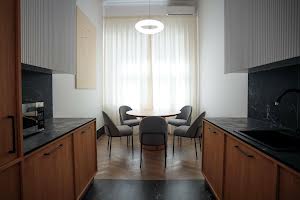 комерційна за адресою Велика Васильківська вул. (Червоноармійська), 38