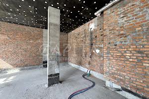 комерційна за адресою Тадея Рильського бульв., 3