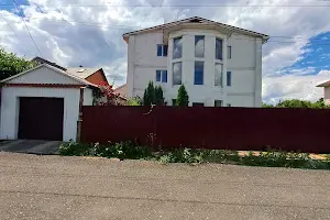 комерційна за адресою Цегельна вул., 50
