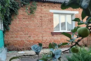 будинок за адресою Першотравнева вул.