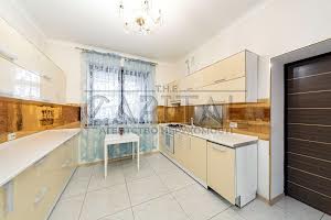 дом по адресу Кленовая ул., 10
