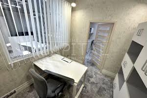 коммерческая по адресу Евгения Коновальца ул. (Щорса), 32-Б