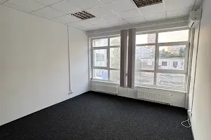 комерційна за адресою Кловський узвіз, 7