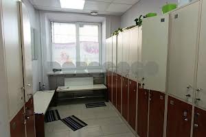комерційна за адресою Володимира Івасюка просп. (Героїв Сталінграду), 6