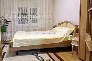 квартира за адресою Леся Курбаса просп., 18а