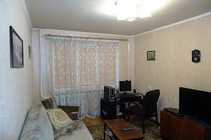квартира за адресою Кобилянського вул., 203