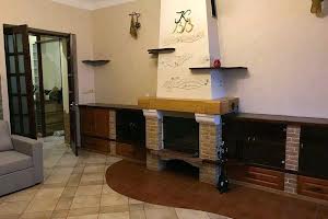 квартира за адресою Кропивницького вул., 18