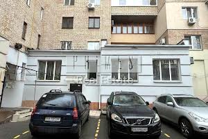 комерційна за адресою Оболонська вул., 12