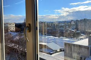 квартира за адресою Небесної Сотні вул. (Івана Стасюка), 23