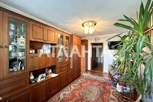 квартира за адресою Радісна вул., 3