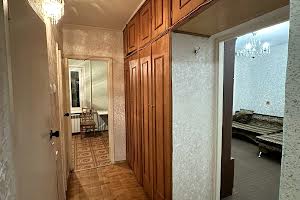 квартира по адресу Ревуцкого ул., 13