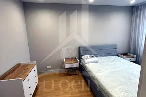 квартира за адресою Гната Хоткевича вул., 18