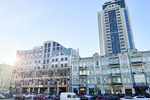 комерційна за адресою Велика Васильківська вул. (Червоноармійська), 72