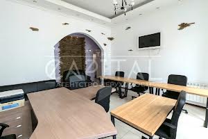 комерційна за адресою Шота Руставелі вул., 1