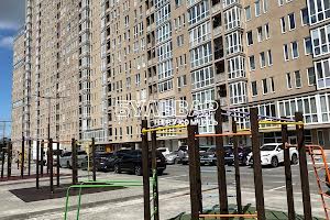 комерційна за адресою Клочківська вул., 117