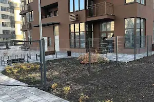 комерційна за адресою Олександра Олеся вул., 9-А