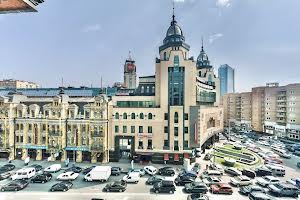 комерційна за адресою Велика Васильківська вул. (Червоноармійська), 1-3