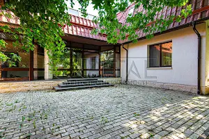 будинок за адресою Редутний пров.