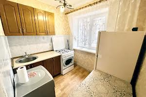 квартира за адресою Олексія Вадатурського вул. (Маршала Малиновського), 61
