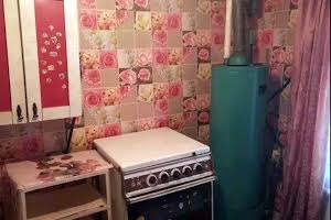 квартира за адресою Комунальників вул., 10