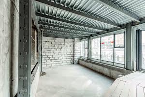 комерційна за адресою Андрія Верхогляда вул. (Михайла Драгомирова), 4-Б