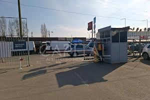 комерційна за адресою вул. Гетьмана Павла Полуботка, 6