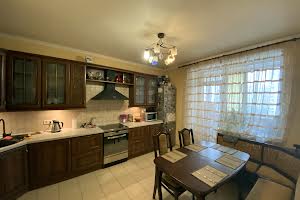квартира за адресою Драгоманова вул., 6а