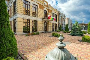 комерційна за адресою Метрологічна вул., 56