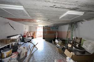 будинок за адресою Володимира Івасюка, 1
