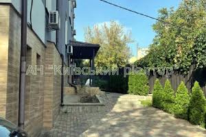 комерційна за адресою Гайова вул., 3