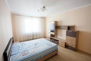 квартира за адресою Григорія Ващенка вул., 3