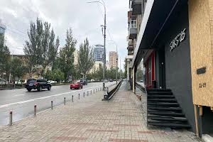 комерційна за адресою Лесі Українки бульв., 6