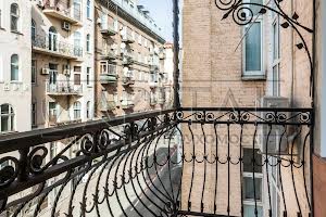 коммерческая по адресу Костёльная ул., 6
