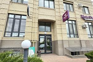 комерційна за адресою Дем'яна Попова вул., 22