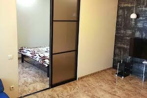 квартира за адресою Нескорених вул., 32г